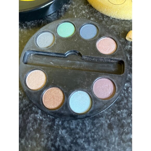 Vintage Princess Marcella Borghese Eye Shadow 8 Shades in Original Box - Picture 4 of 10